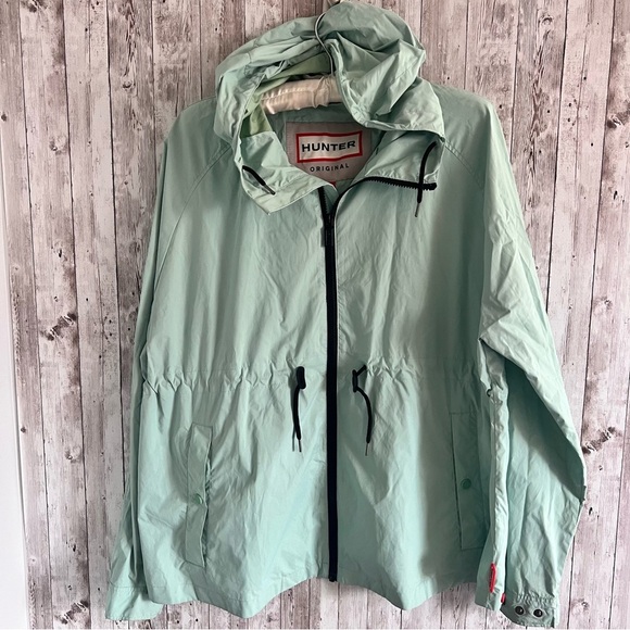 Hunter Women’s Packable Full Zip Raincoat Size Large Mint Green - Picture 1 of 6